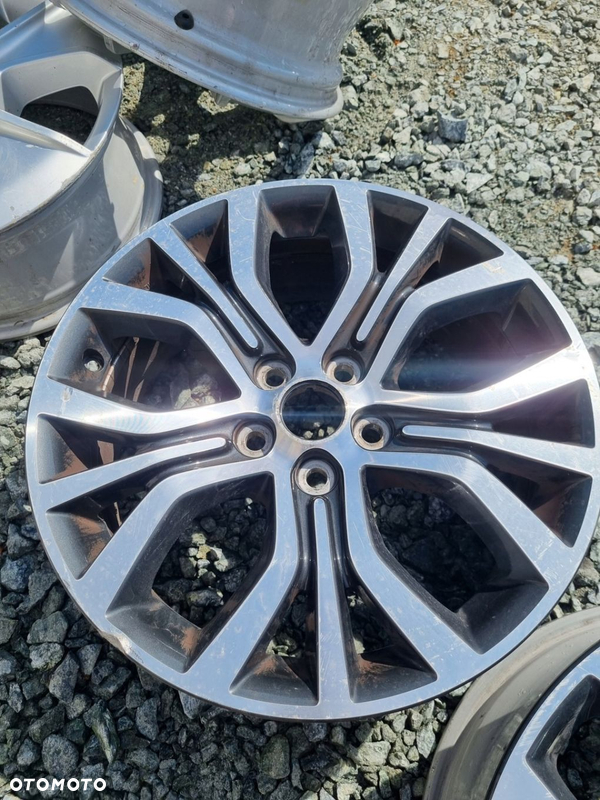 FELGA MITSUBISHI AUTLANDER ASX 7x18 ET38 MZ315060