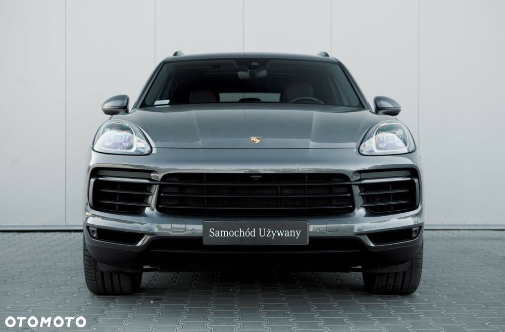 Porsche Cayenne - 3