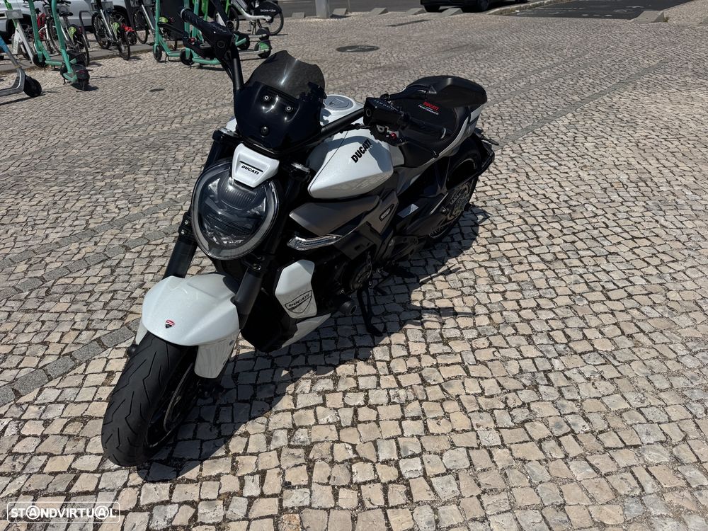 Ducati XDiavel V4 - 7