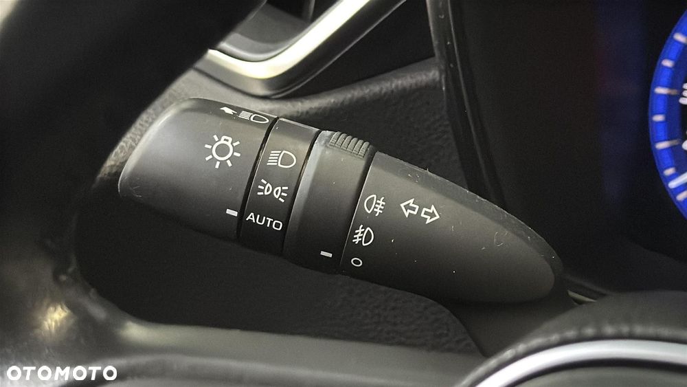 Toyota Corolla 1.8 Hybrid GPF Comfort - 29