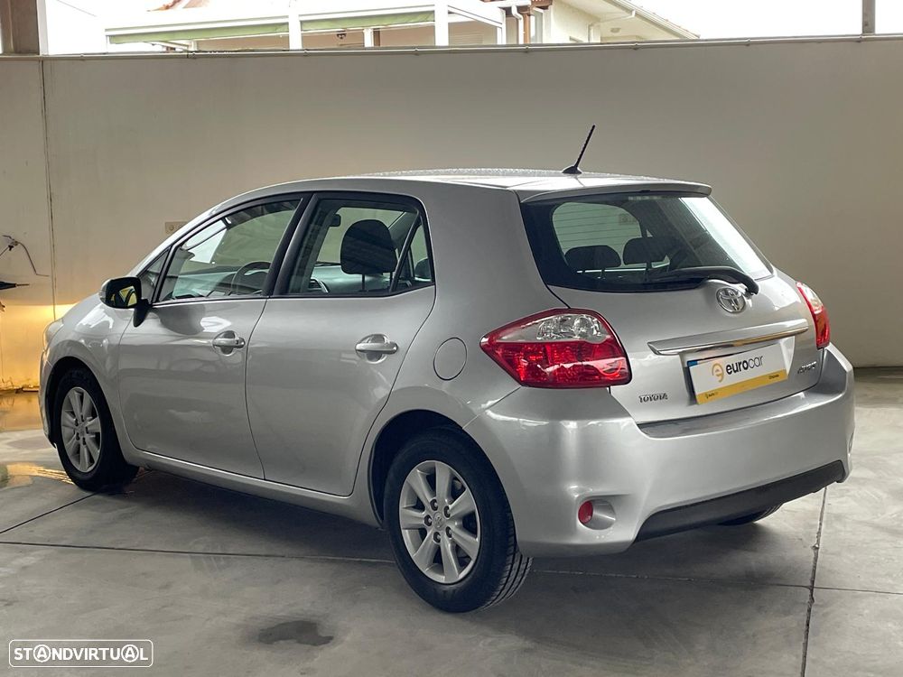 Toyota Auris 1.4 D-4D Cool - 3