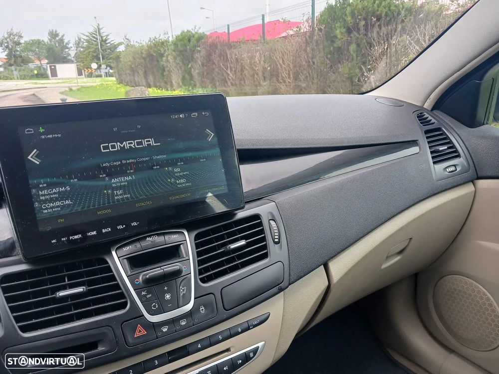 Renault Laguna 2.0 dCi Dynamique S - 20