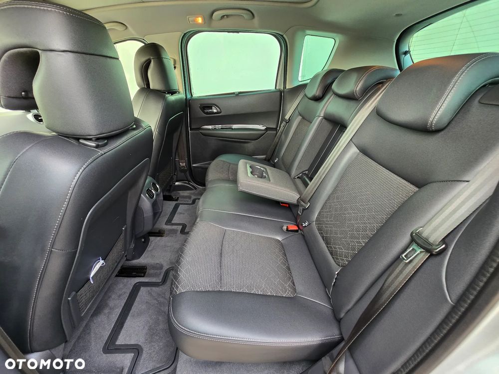 Peugeot 3008 2.0 HDi Allure - 25