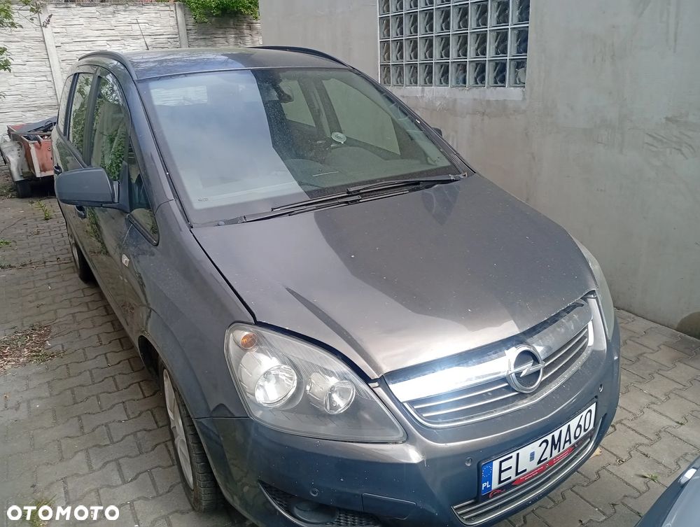 Opel Zafira 1.7 CDTI Cosmo EU5 - 2