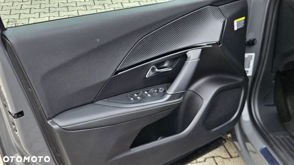Peugeot 2008 1.2 PureTech GT S&S EAT8 - 14