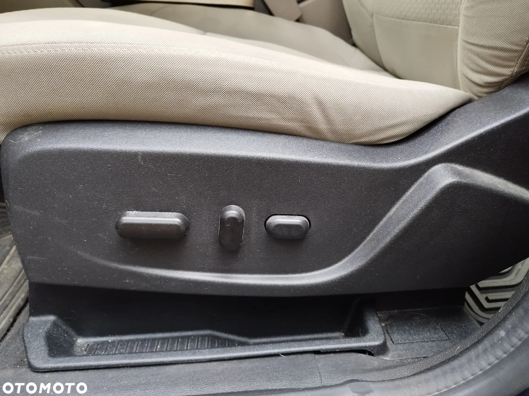 Ford C-MAX 2.0 ENERGI CVT - 19