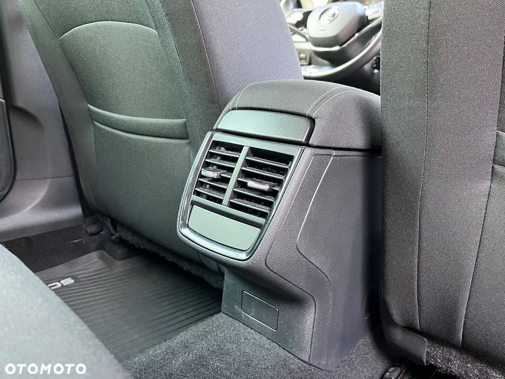 Skoda Scala 1.0 TSI Style DSG - 29