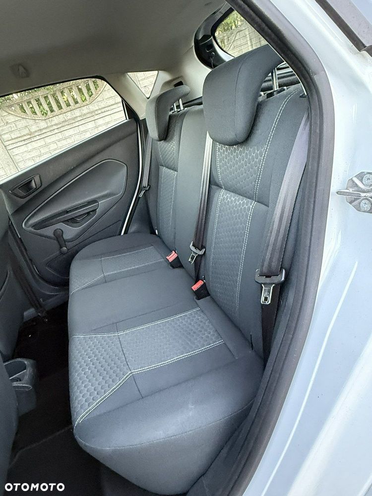 Ford Fiesta - 7