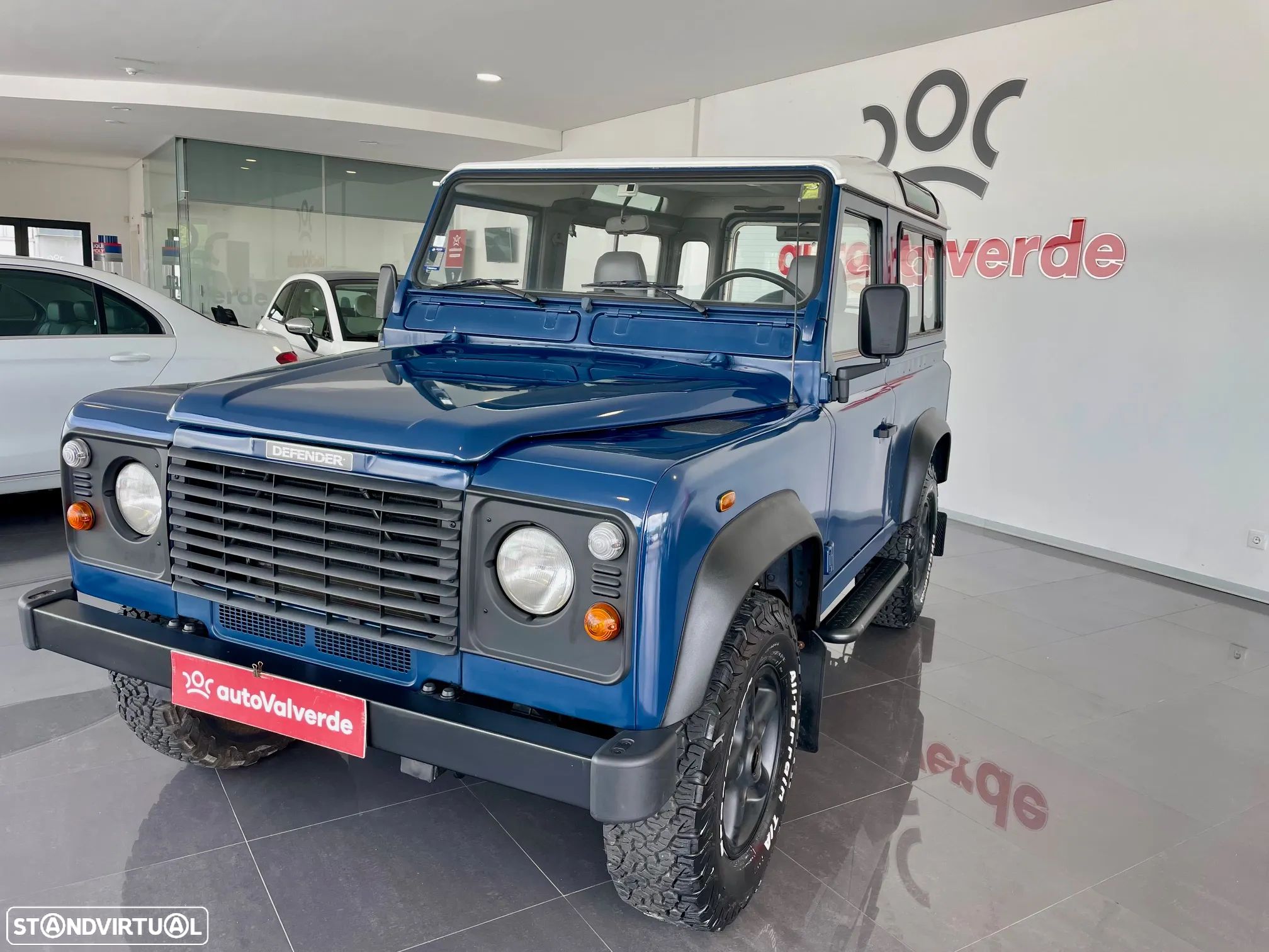 Land Rover Defender 90 2.5 TD5 Metal Top - 1