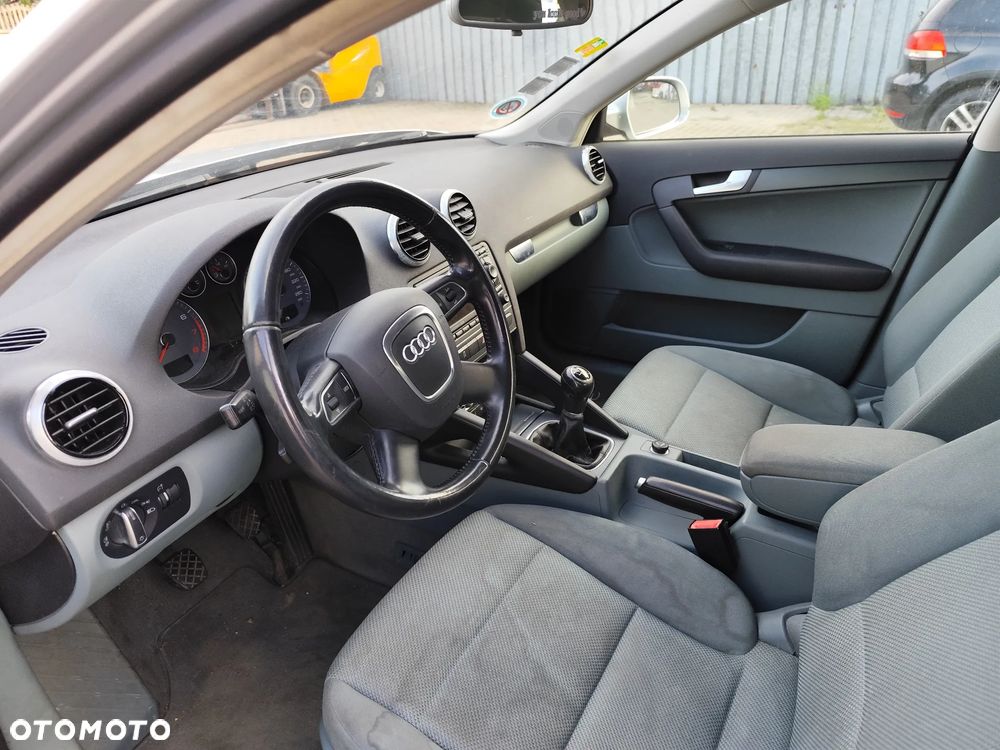 Audi A3 Sportback 1.4 TFSI Ambiente - 6
