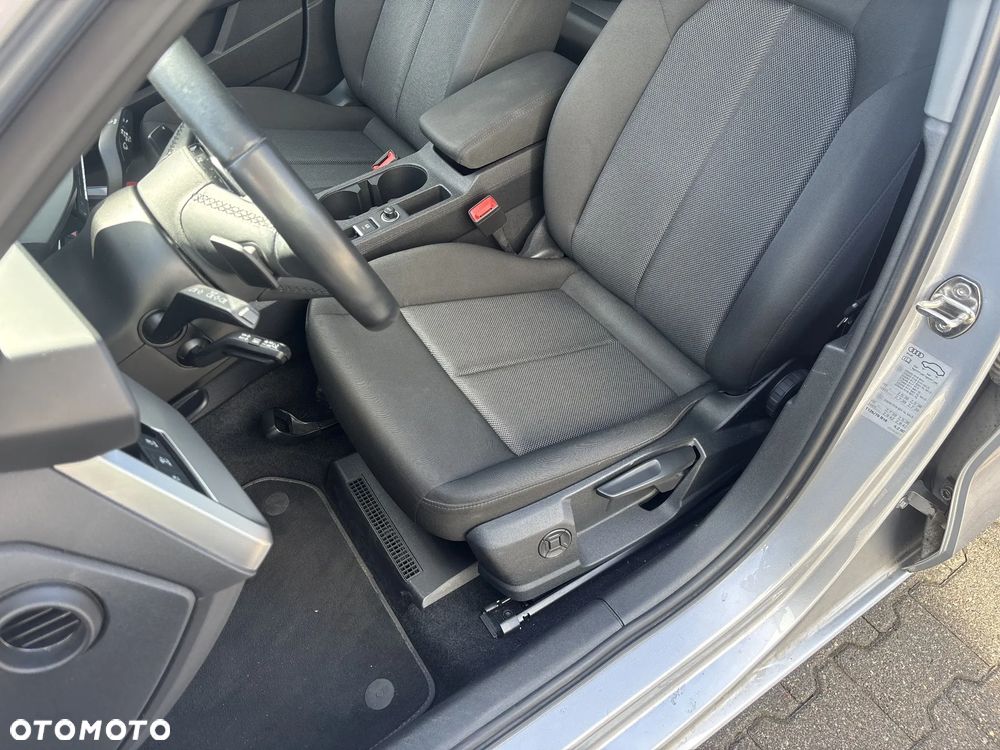 Audi A3 Limousine 35 TFSI mHEV S tronic - 13