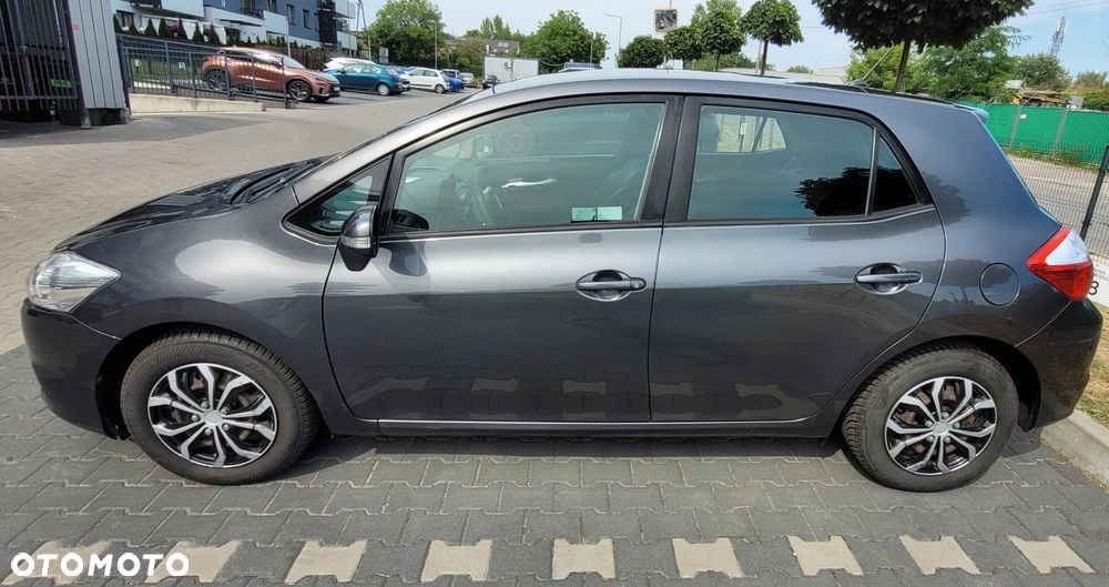 Toyota Auris 1.33 VVT-i Active - 2