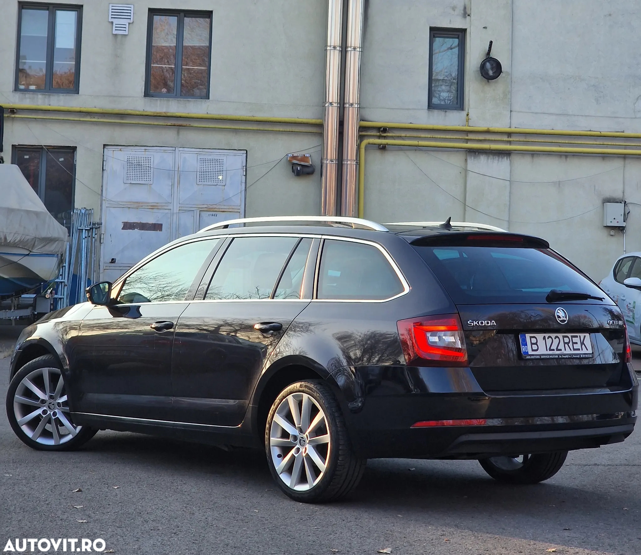 Skoda Octavia Combi Diesel 1.6 TDI DSG Style - 3