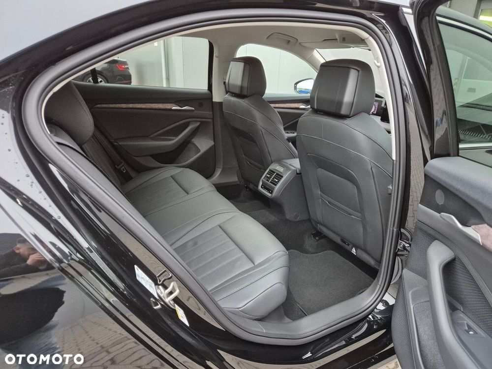 Skoda Superb 2.0 TSI L&K DSG - 12