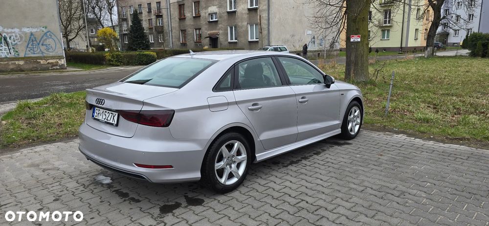 Audi A3 Sportback - 3