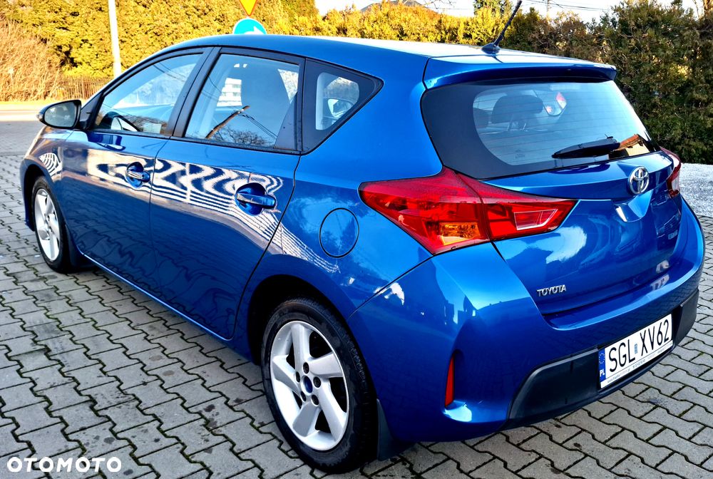 Toyota Auris - 5