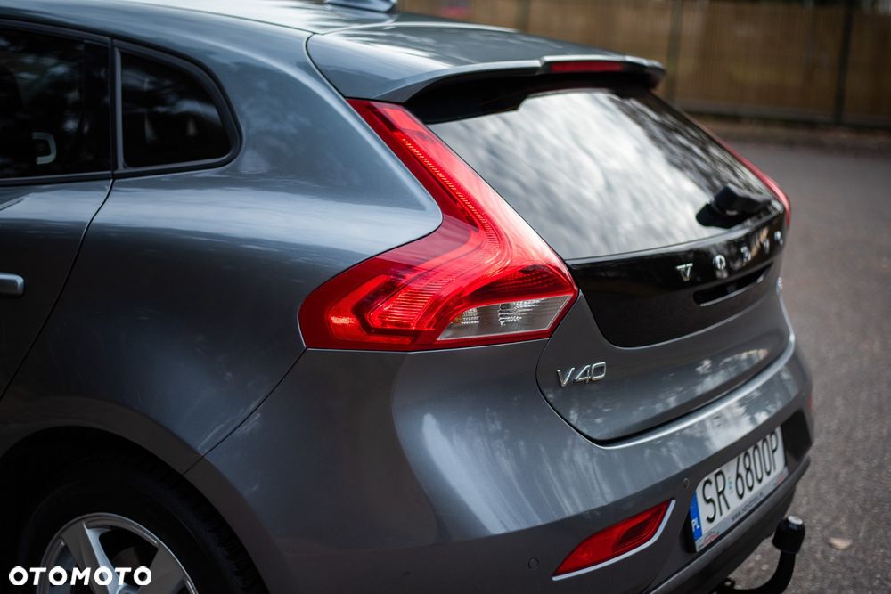 Volvo V40 T2 Geartronic - 4