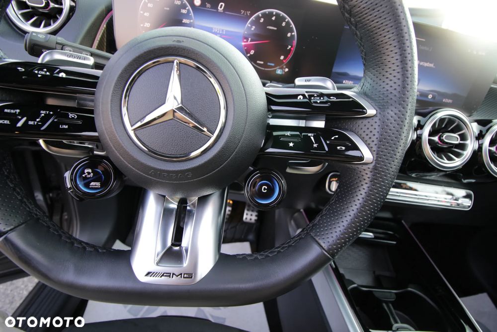 Mercedes-Benz GLB AMG 35 4-Matic - 24