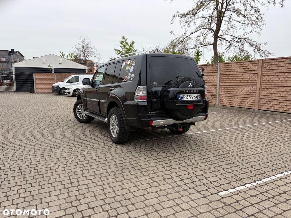 Mitsubishi Pajero 3.2 DID Instyle - 12