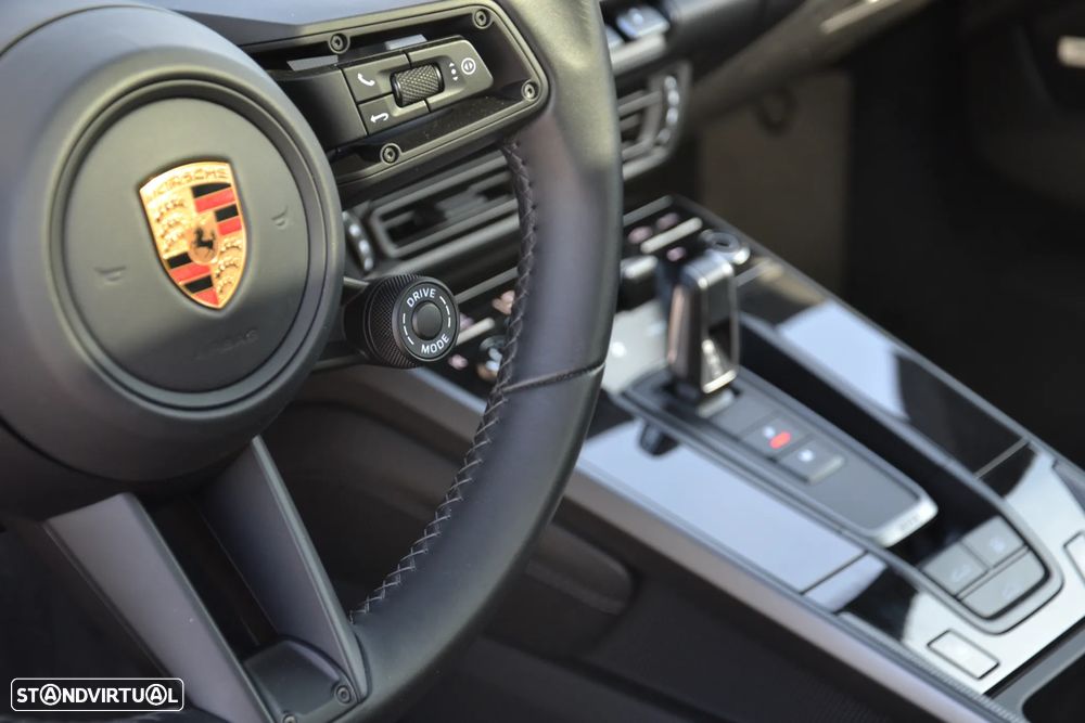 Porsche 911 (992) Carrera 4S PDK - 29