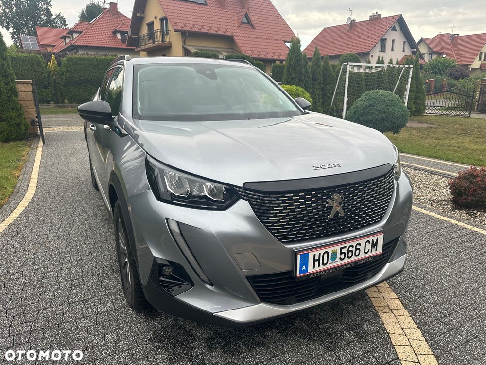 Peugeot 2008 1.2 Pure Tech Allure S&S - 2