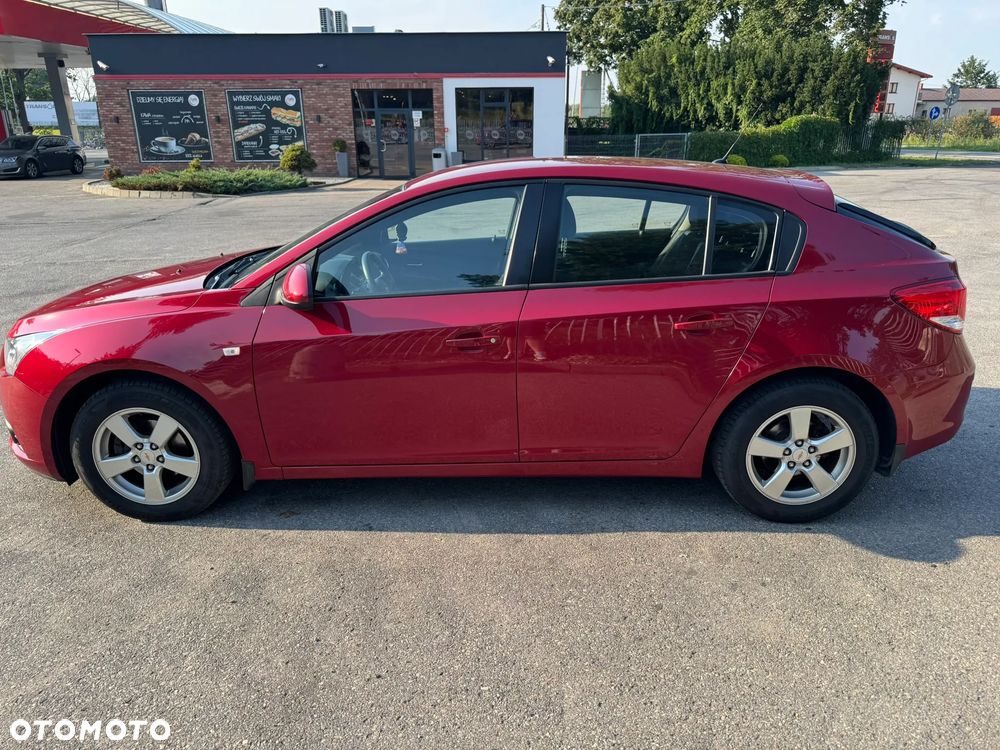 Chevrolet Cruze 1.6 LT - 6