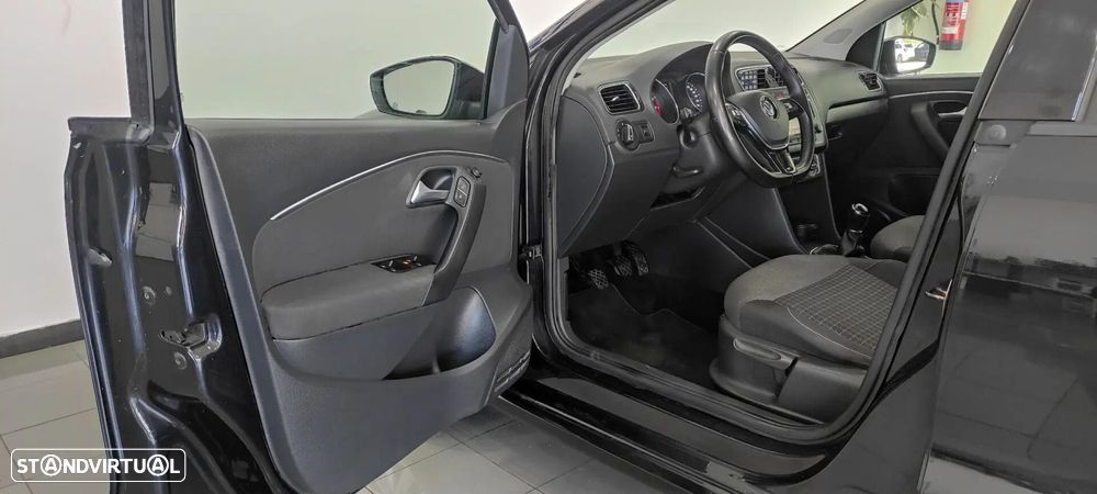 VW Polo 1.0 Confortline - 16