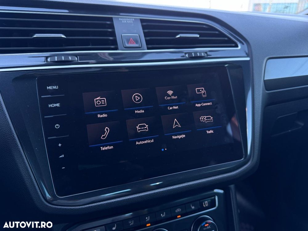 Volkswagen Tiguan - 33