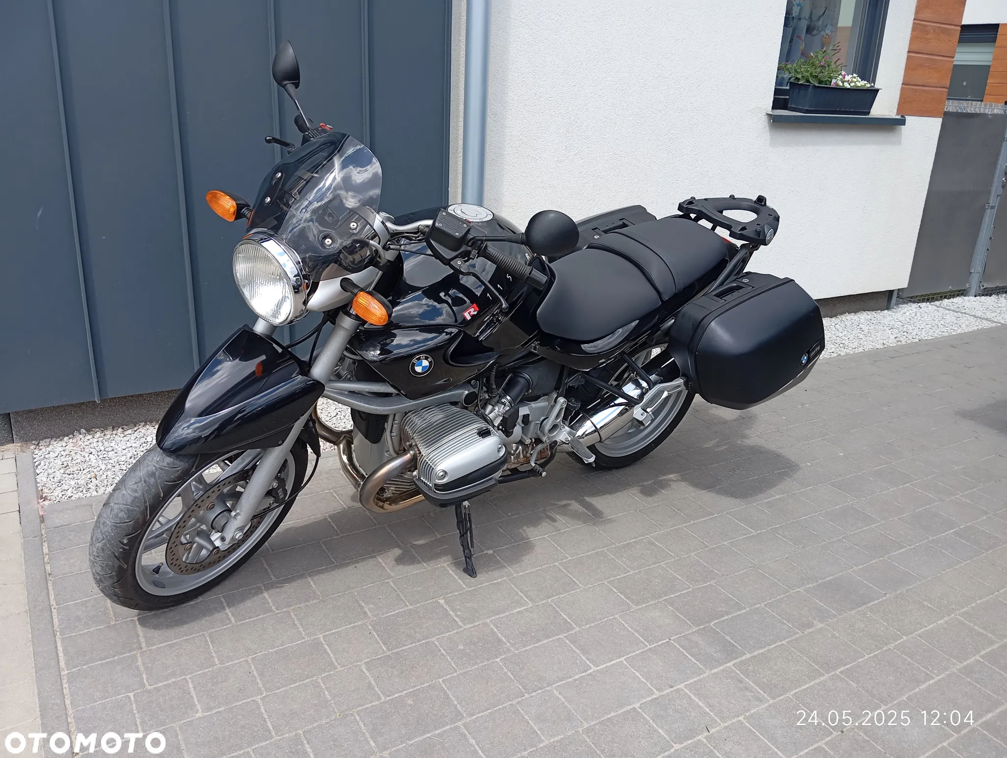 BMW R - 8