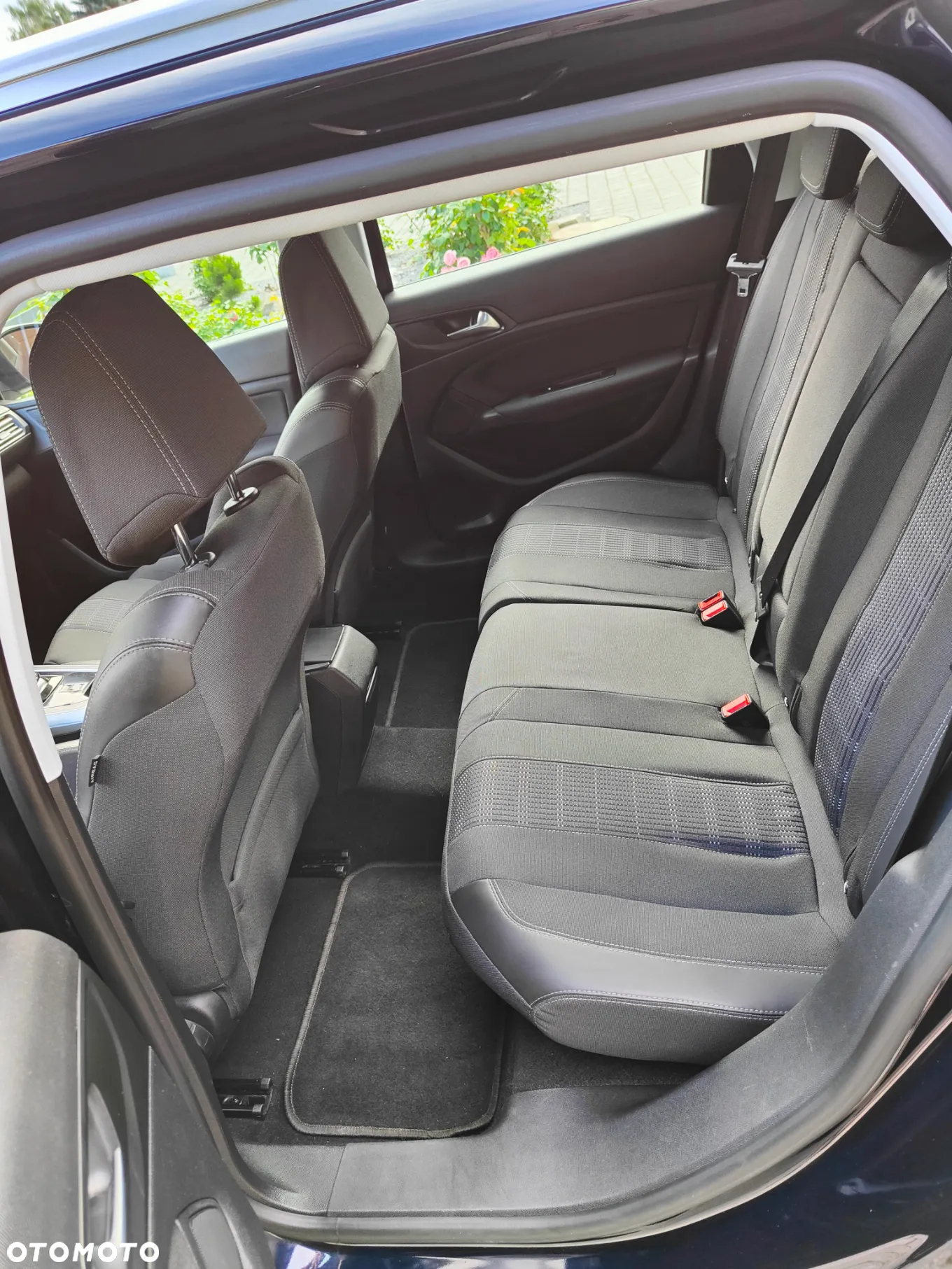 Peugeot 308 BlueHDi FAP 130 EAT8 Stop & Start Allure Pack - 13