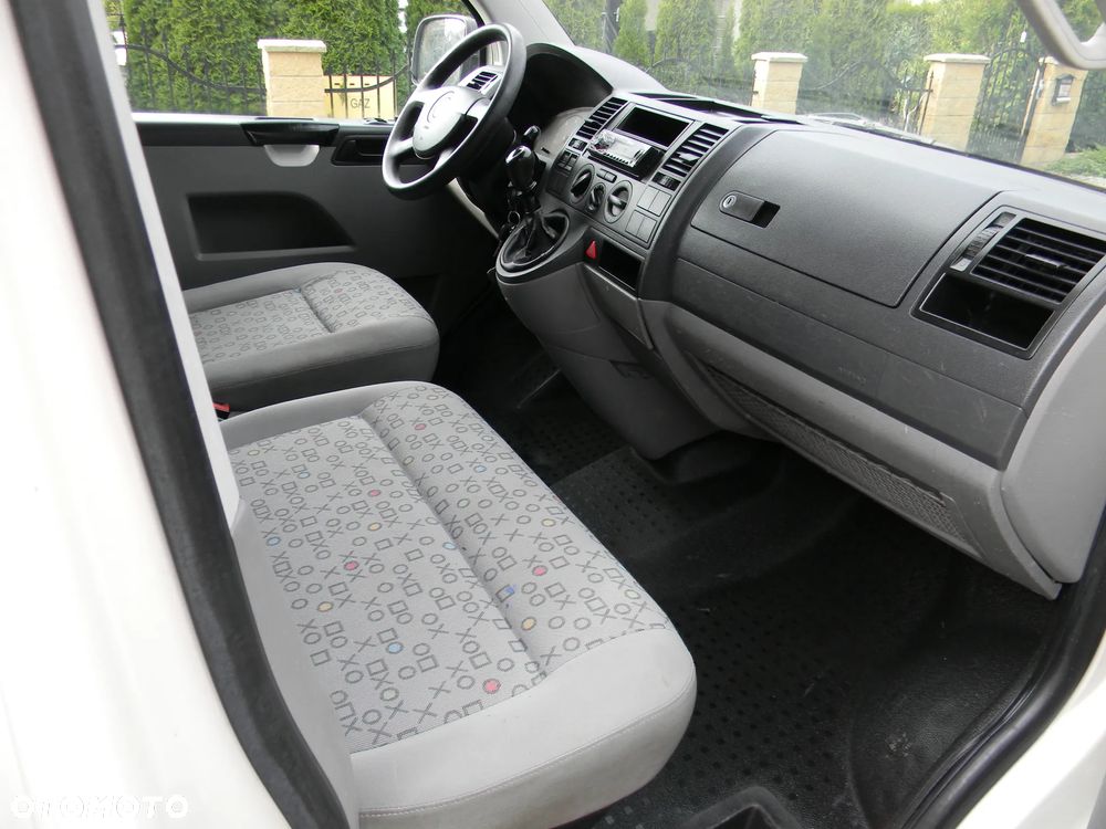 Volkswagen Transporter - 5