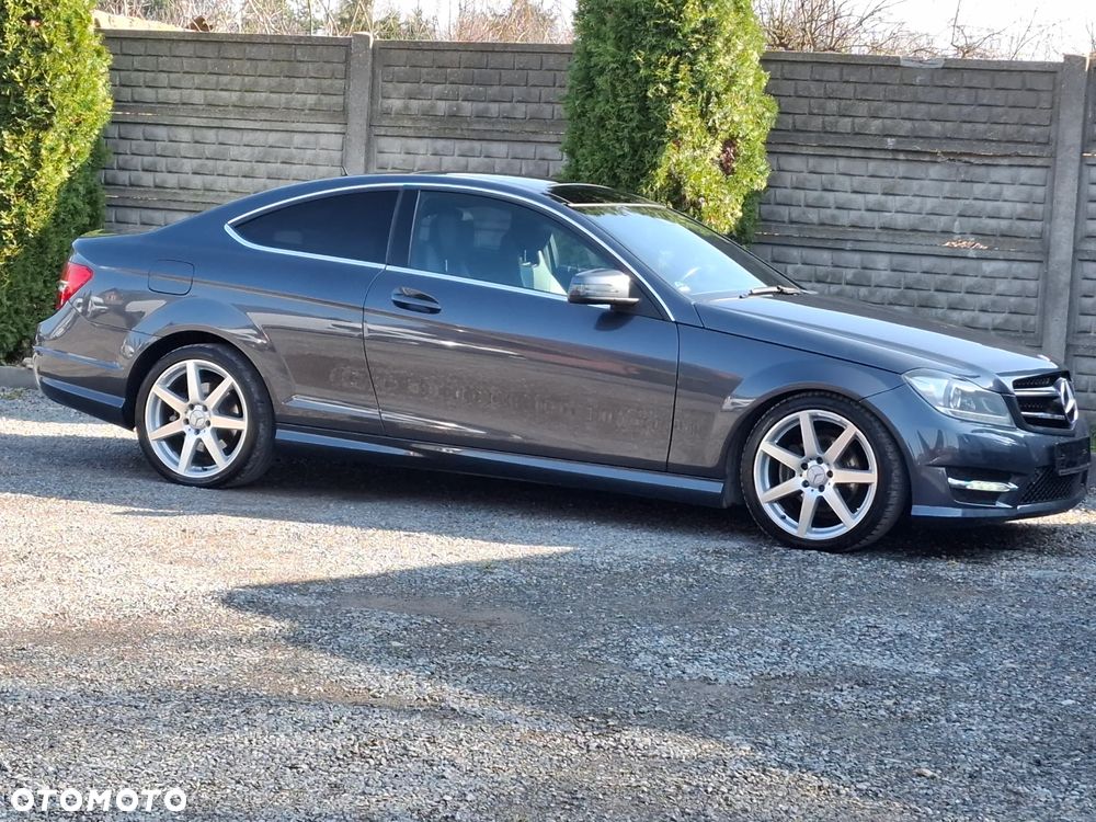 Mercedes-Benz Klasa C 250 CDI 7G-TRONIC Edition - 23