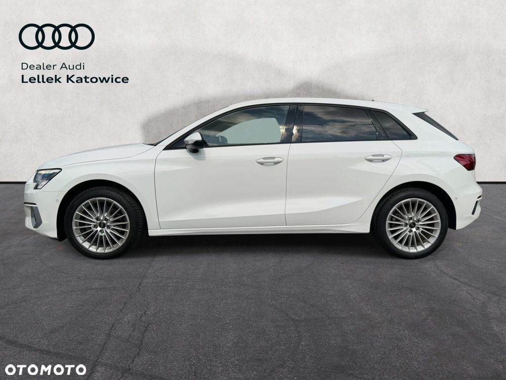 Audi A3 Sportback - 8