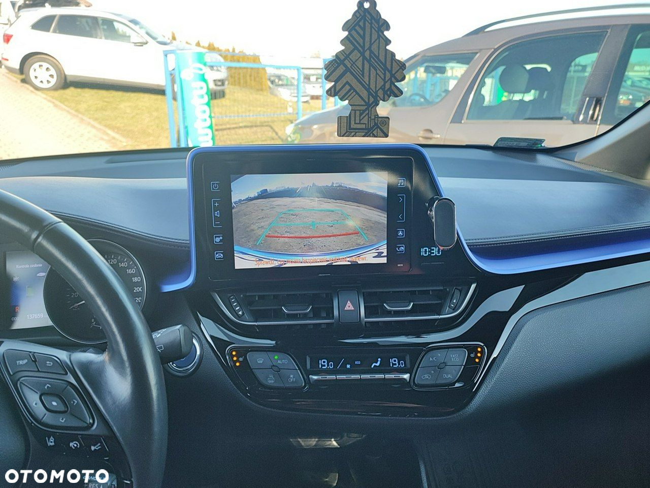Toyota C-HR - 13
