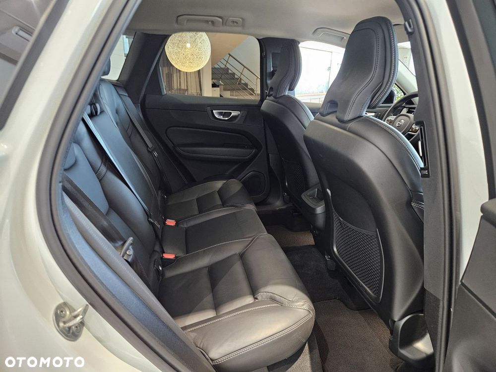 Volvo XC 60 - 28