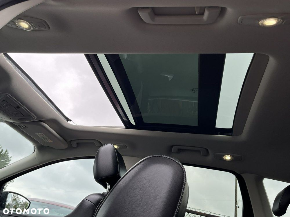 Ford Kuga - 35