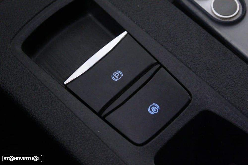 Ford Kuga 1.5 TDCi EcoBlue ST-Line - 33