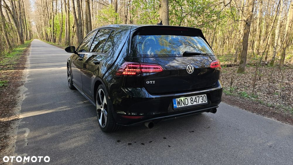 Volkswagen Golf 2.0 TSI BMT GTI DSG - 4