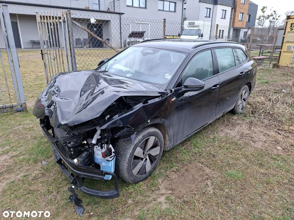 Volkswagen Passat - 3