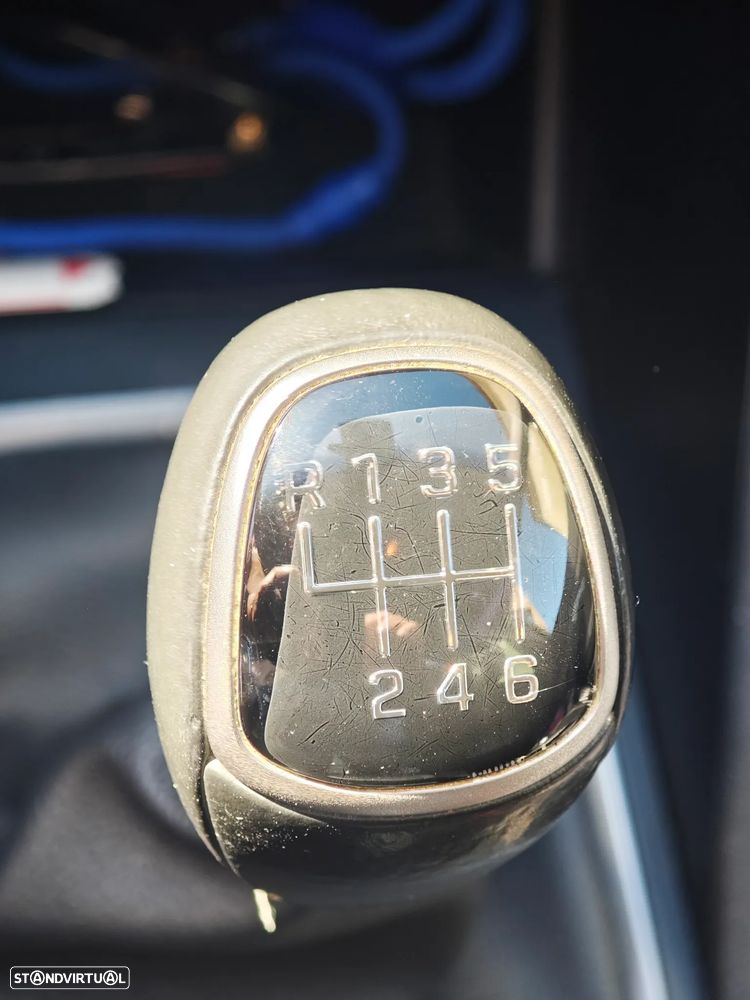 Hyundai Tucson 1.7 CRDi Executive - 9