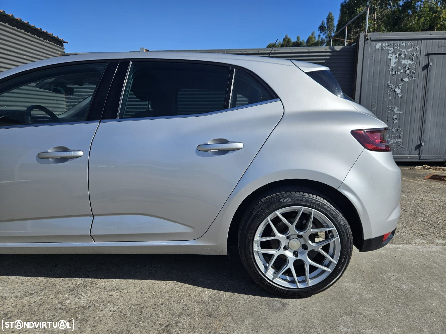 Renault Mégane 1.5 dCi Zen ECO - 15