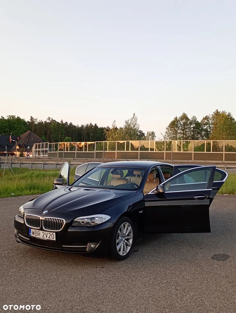 BMW F10 2011 photo 5