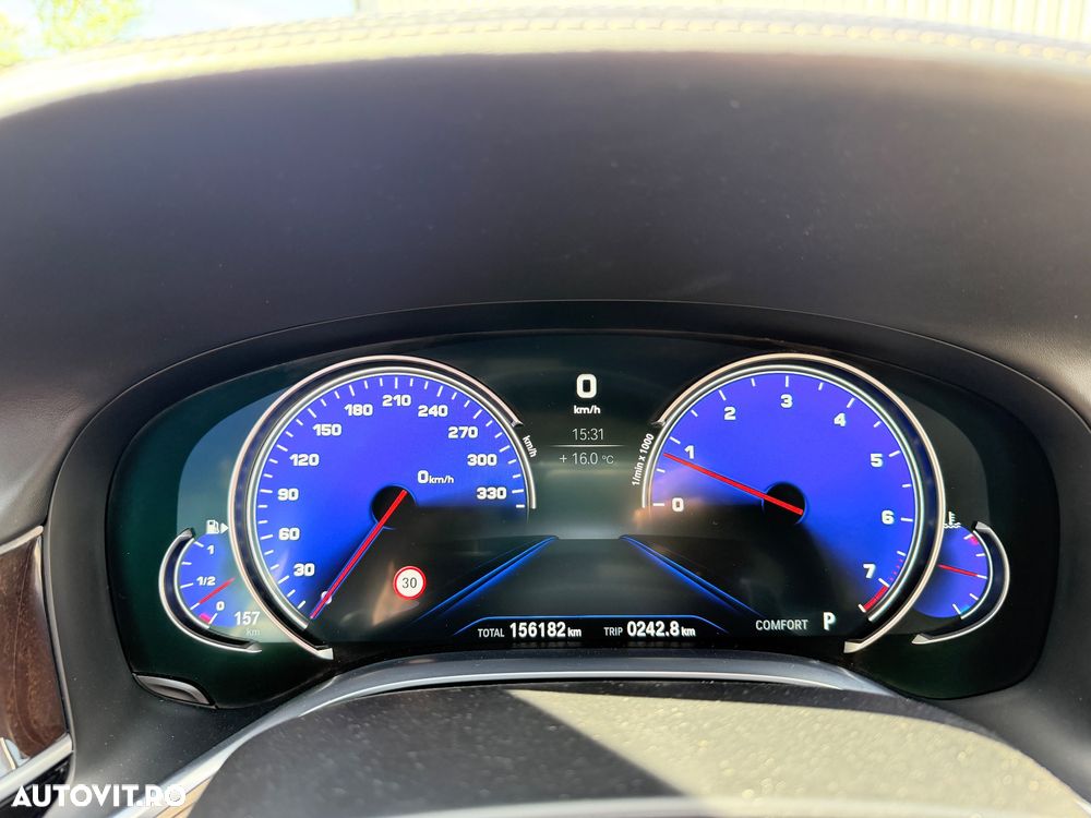 BMW Seria 7 750Li xDrive Edition Exclusive - 33