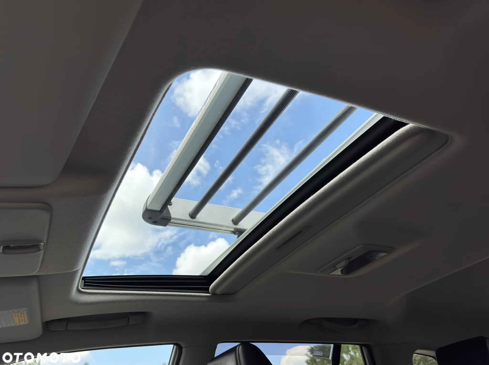 Suzuki Grand Vitara 2.4 Premium EU5 - 28
