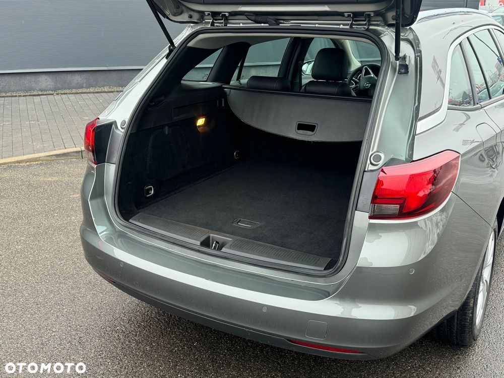 Opel Astra 1.2 T Edition S&S - 10