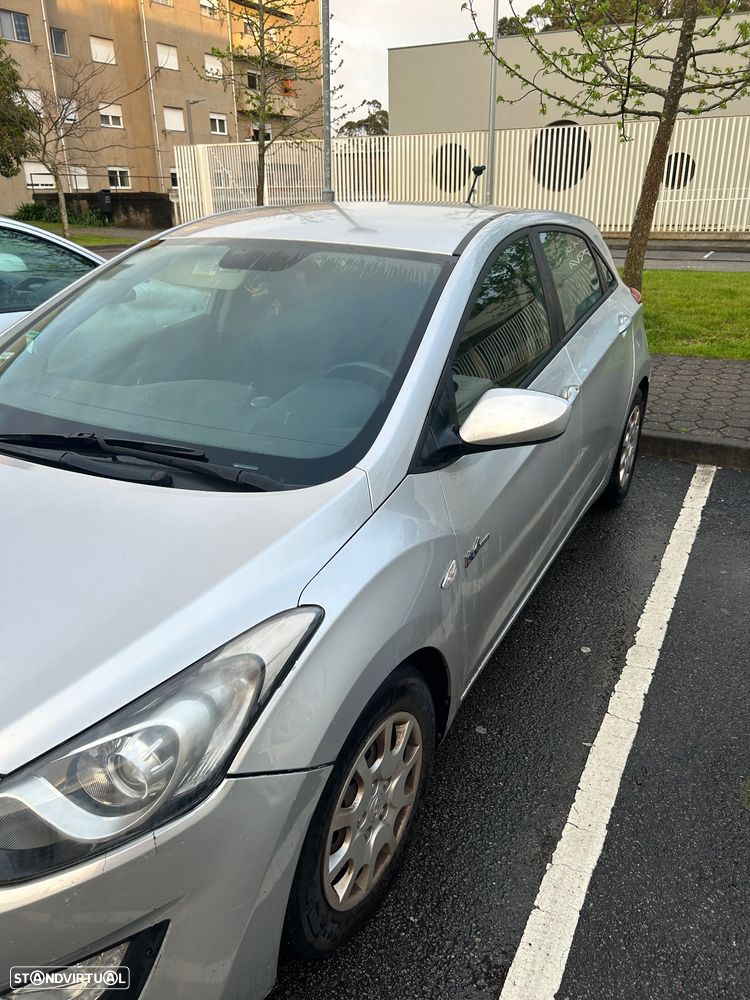 Hyundai i30 1.6 CRDI Blue Comfort - 3
