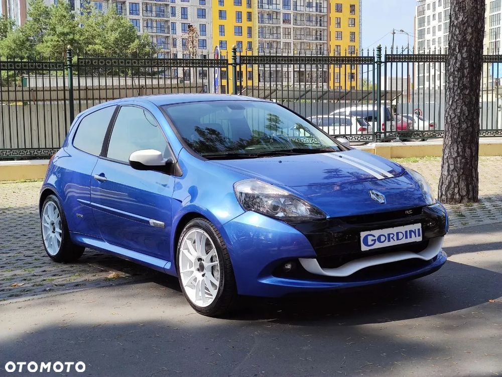 Renault Clio - 1