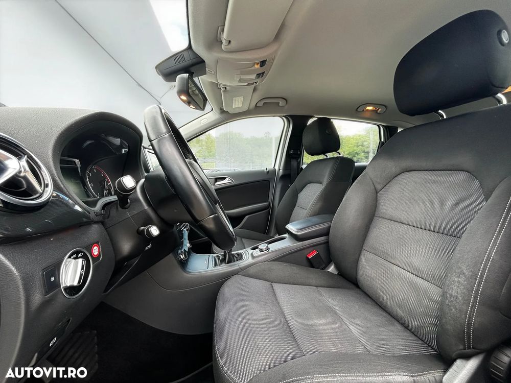 Mercedes-Benz B 180 BlueEfficiency Edition 1 - 12