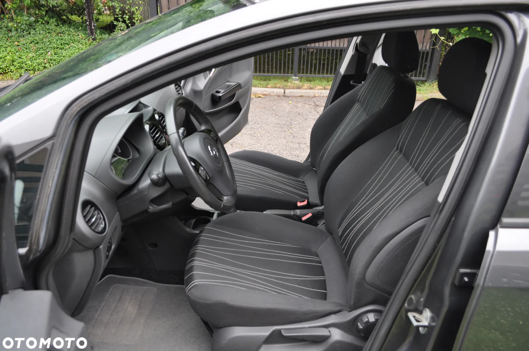 Opel Corsa 1.2 16V 111 - 11