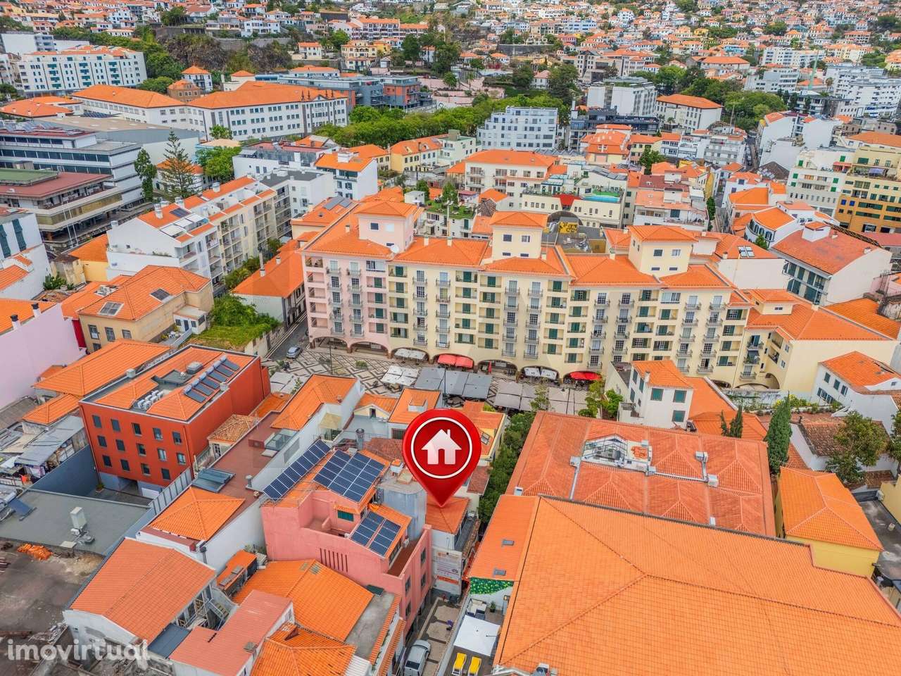 Prédio no centro da cidade | Rua da Figueira Preta - Grande imagem: 4/35